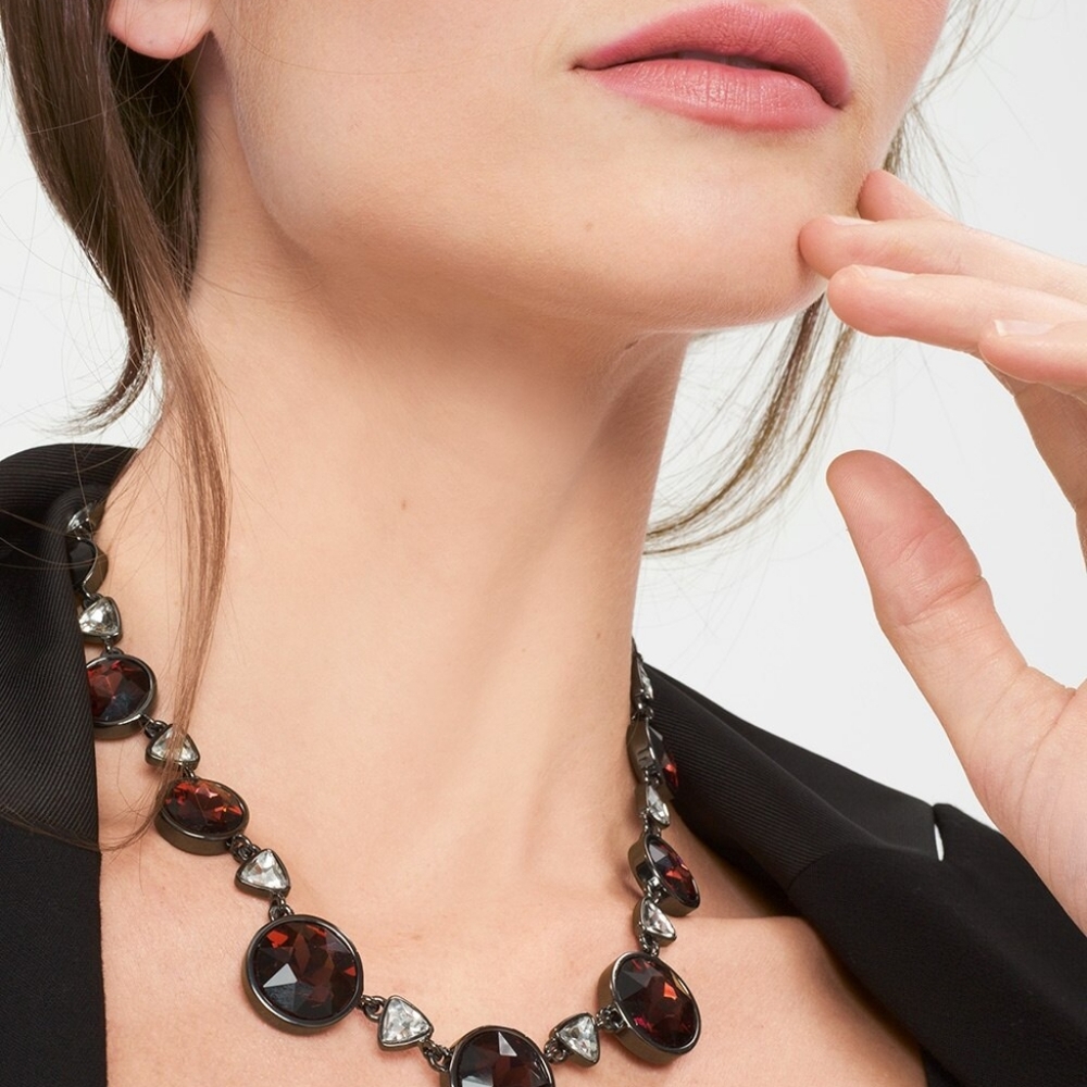 NWT Burgundy Stones Hematite Statement Necklace